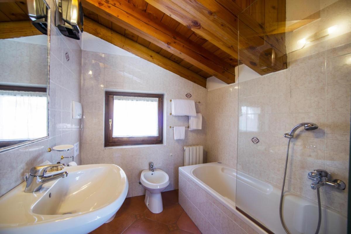 Joli Hotel 2*