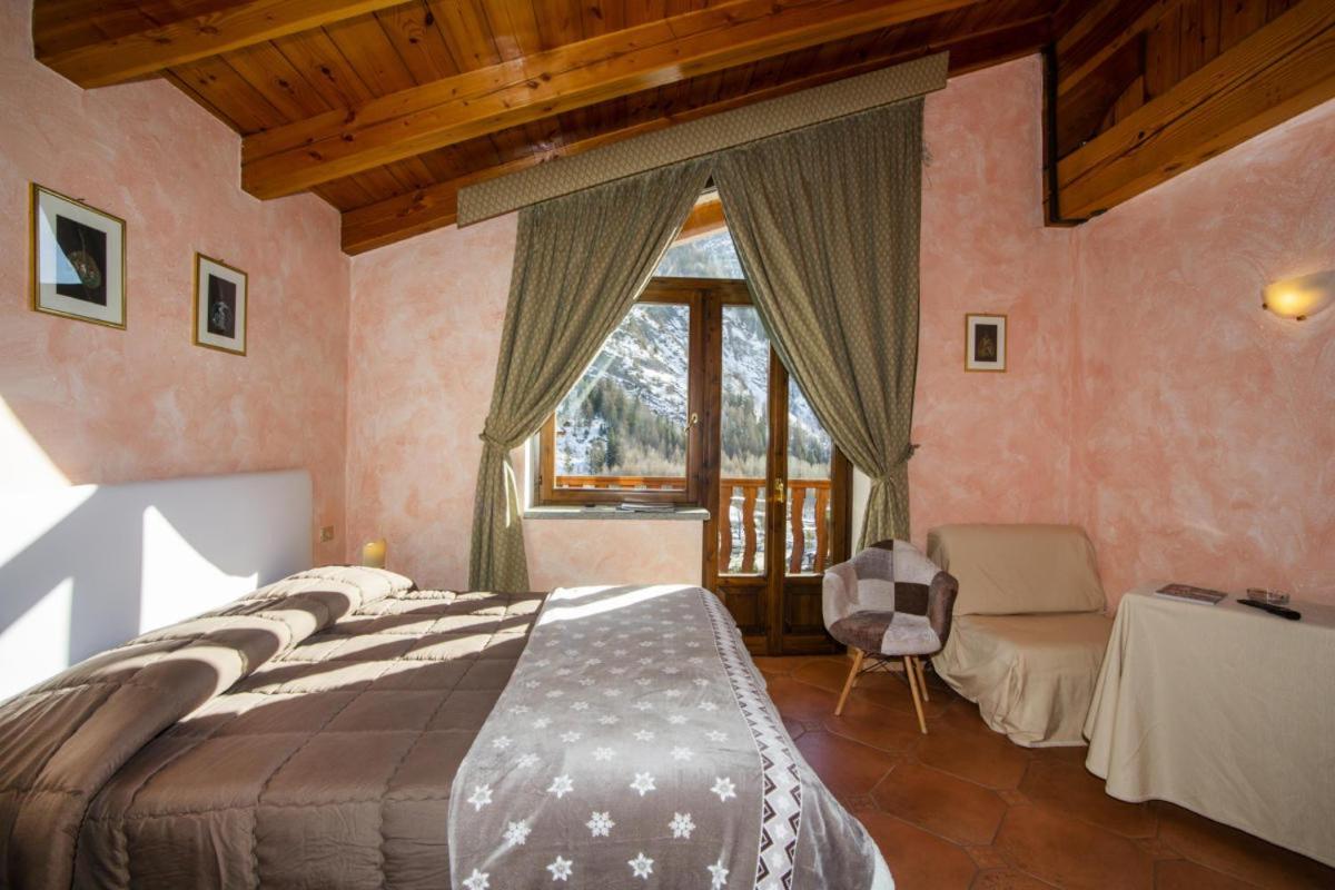 Hotel Joli 2*